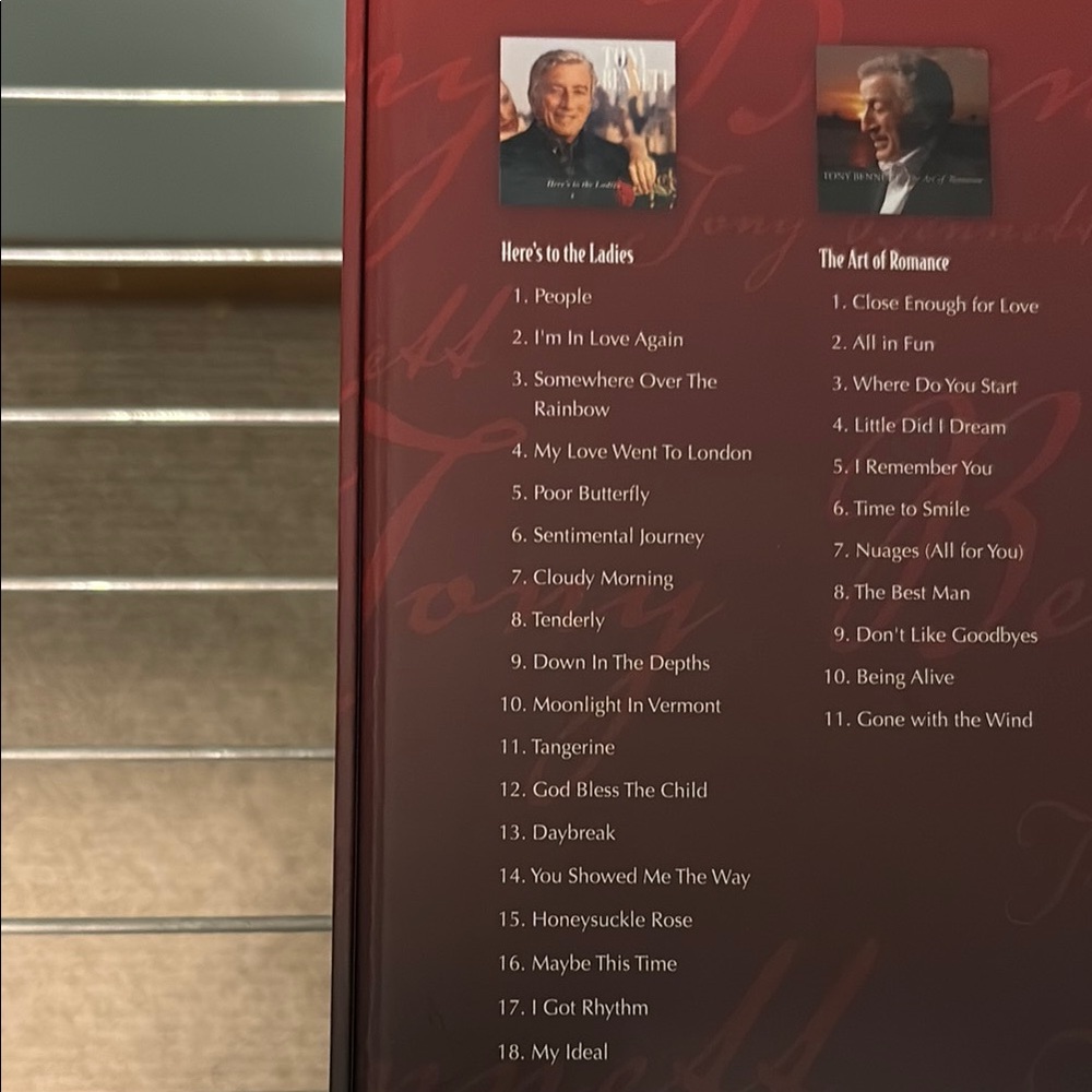 Tony Bennett Ultimate Collection Box Set - Picture 3 of 10